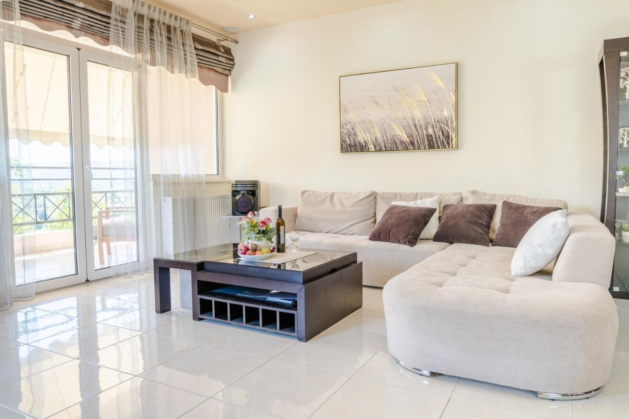 Villa Paris With Rooftop & Jacuzzi Kato Valsamoneron Exterior photo