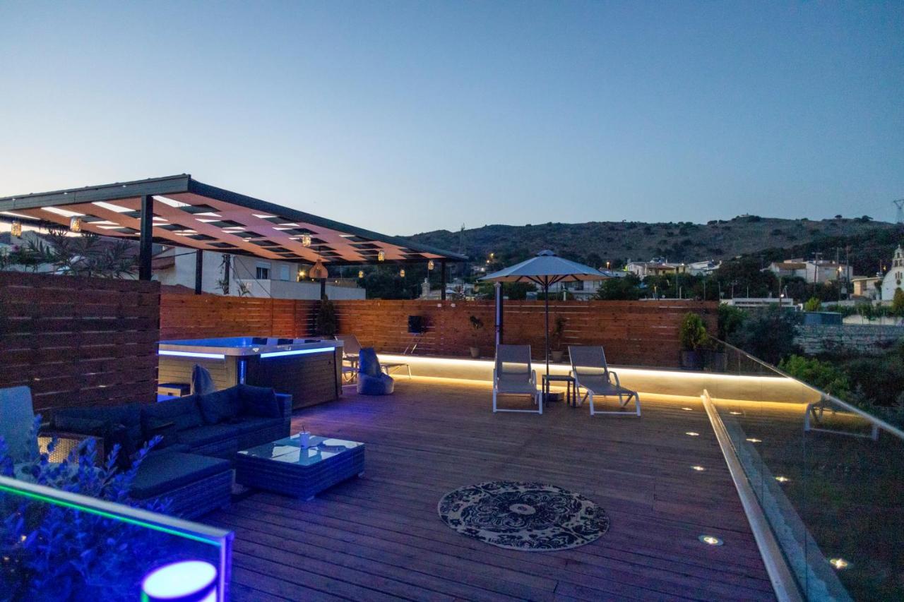 Villa Paris With Rooftop & Jacuzzi Kato Valsamoneron Exterior photo