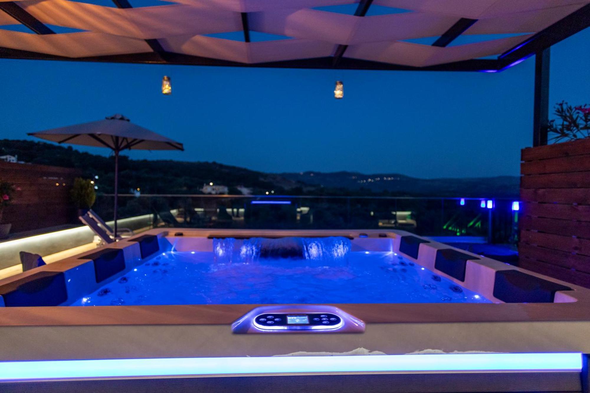 Villa Paris With Rooftop & Jacuzzi Kato Valsamoneron Exterior photo