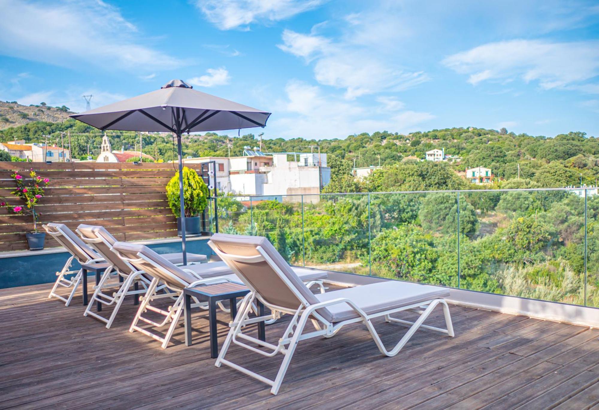 Villa Paris With Rooftop & Jacuzzi Kato Valsamoneron Exterior photo